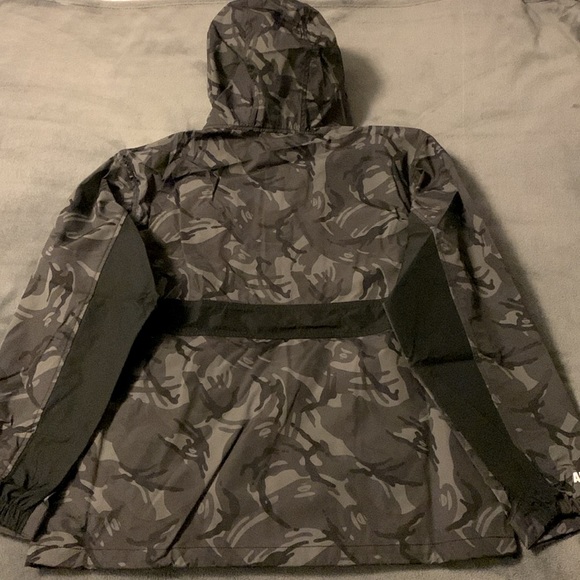 AAPE Lightweight Hood Camo Smock Jacket - Picture 5 of 7